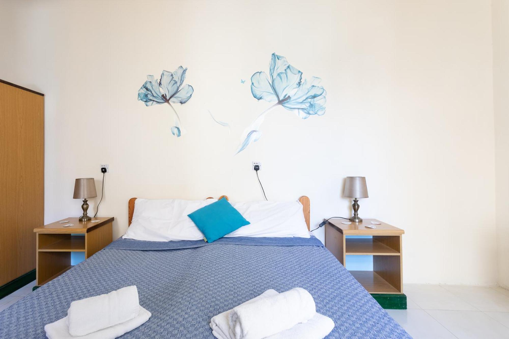 Tarona Guesthouse Σεντ Πόλς Μπέι Δωμάτιο φωτογραφία